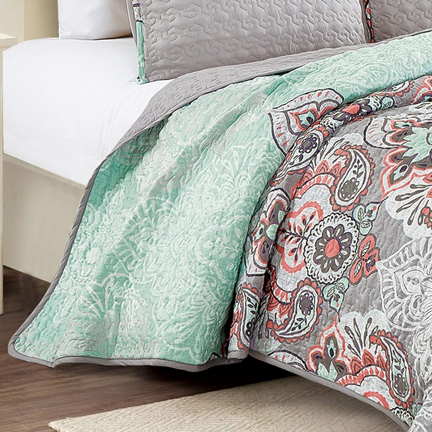 3-Piece Fine Printed King Size Quilt Set, All-Season Bedspread, Bisgu Coverlet with Pillow Shams Bed Cover (Green, Orange, Brown, Grey, Paisley)