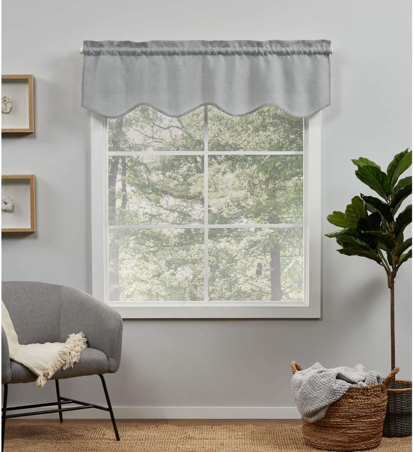 Exclusive Home Curtains EH8472-04-1-16R Loha Light Filtering Rod Pocket Scalloped Valance, 54X16, Natural