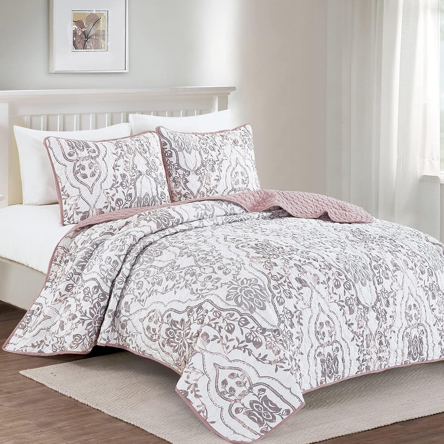 3-Piece Fine Printed Queen Size Quilt Set, All-Season Bedspread, Cheyne Coverlet with Pillow Shams Bed Cover (Coral Pink, Grey, Floral)
