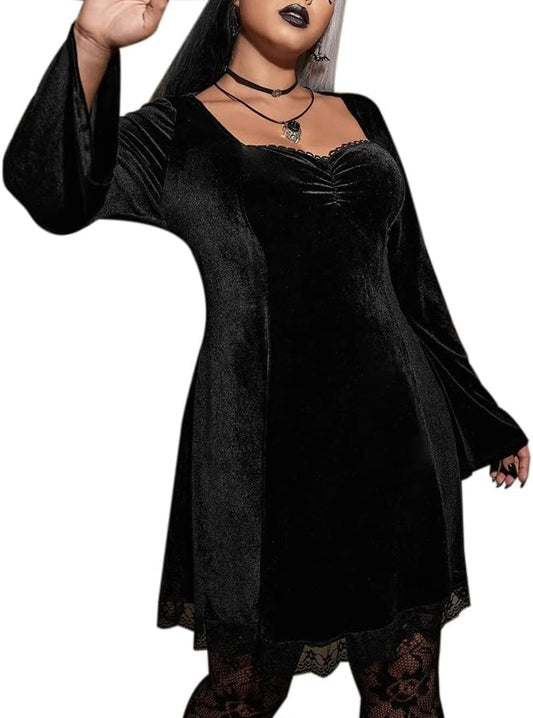 LANSHULAN Gothic plus Size Velvet Contrast Lace Sweetheart Neck Goth Dress