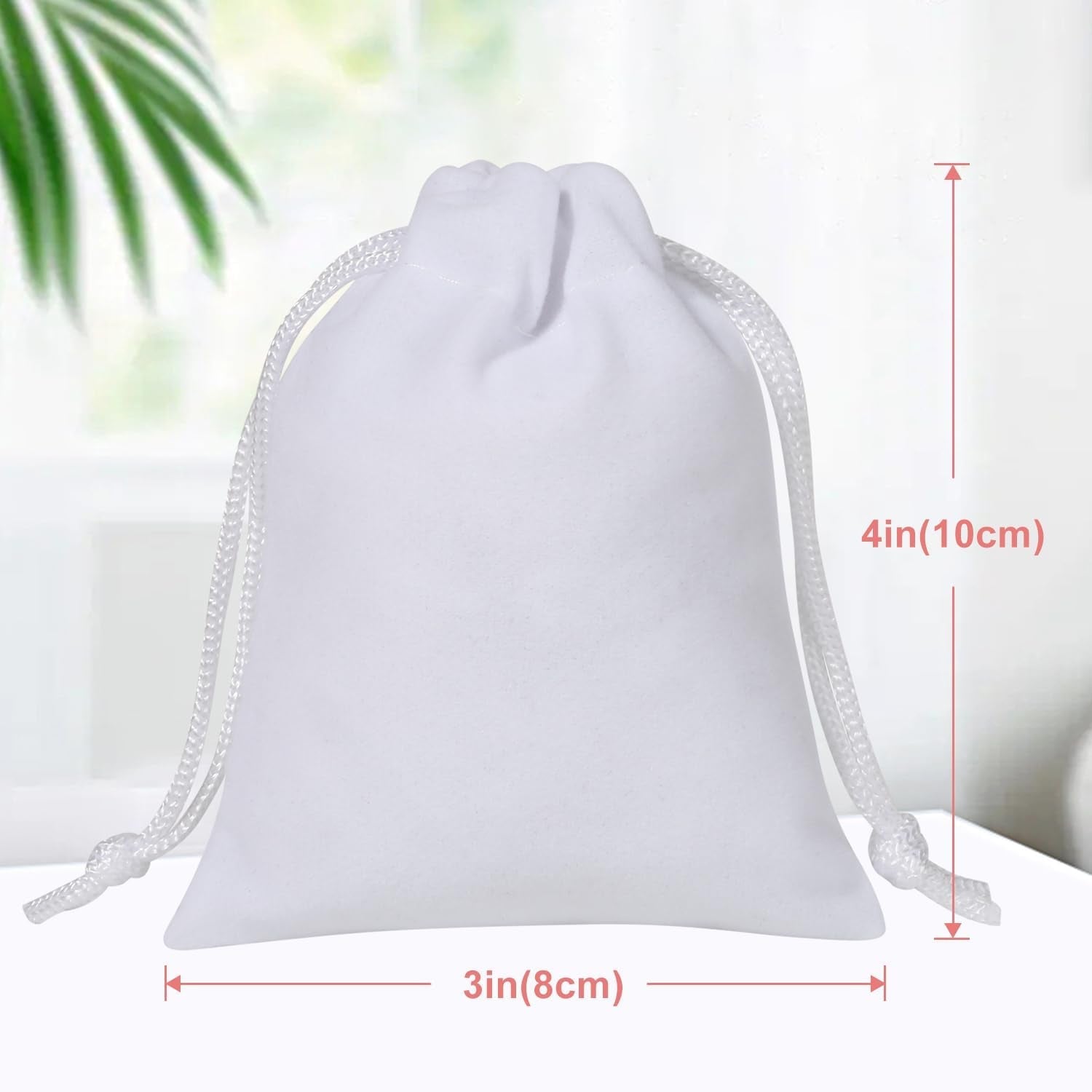 ENNIYU Velvet Drawstring Bags, 20 Pcs 3X4 Inches White Jewelry Pouches Candy Bags for Christmas Wedding Favors Small Gift